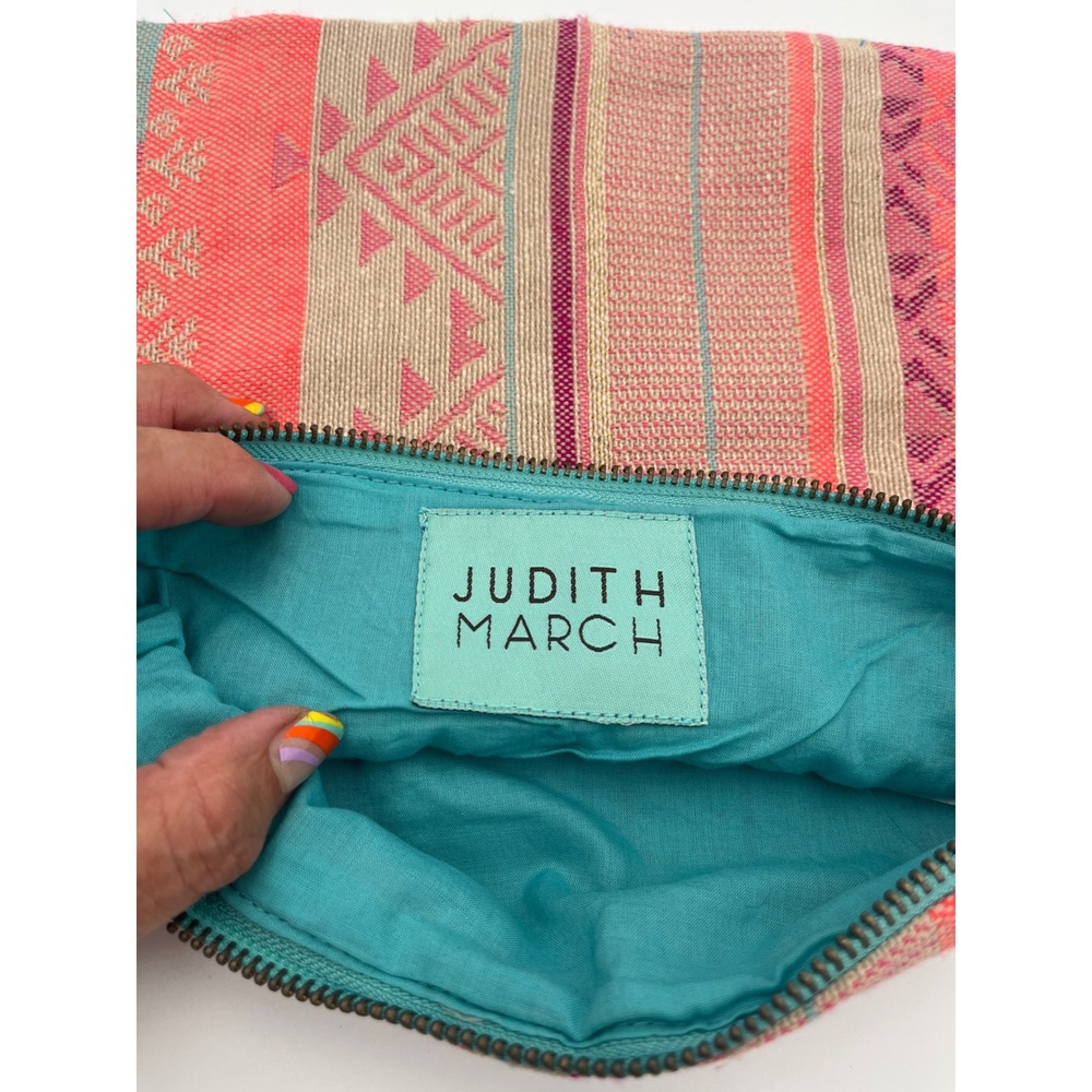Judith March Woven Tribal Makeup Bag Pink Coral Tassel Zipper Pouch Clutch